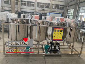 Nueva máquina de refinería de petróleo semiautomática de unidad pequeña con capacidad de 1500 kg/h para limpiar aceite de cocina - Product Image 2