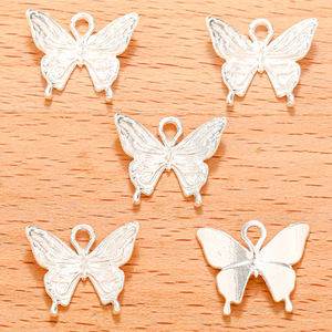 Accessoires de bijoux en alliage plaqué or en gros, breloque papillon, pendentif, bracelet, porte-clés - Product Image 4