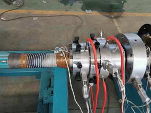 Linea di Produzione/Macchina di Estrusione per Tubi Corrugati a Doppia Parete in PVC 75-160mm Controllo PLC Alta Produttività Certificata CE - Product Image 4