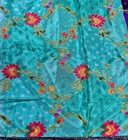 Tissu imprimé ethnique pour vêtements féminins, idéal pour la confection de robes d'été et de vêtements féminins