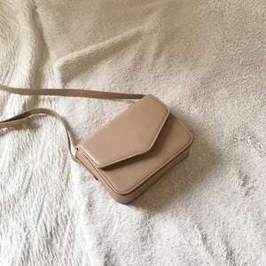 Bolso Bandolera Cuadrado Pequeño de 7 Pulgadas, Color Sólido, Cierre Magnético, Bolso de Hombro para Mujer, Estilo Retro, Bolso Casual para Chica - Product Image 4