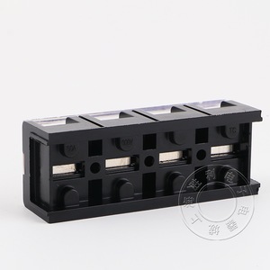 เทอร์มินัลบล็อก Tc-604 60A 4P แบบสกรูพร้อมฝาครอบสำหรับการเชื่อมต่อทางไฟฟ้า - Product Image 3