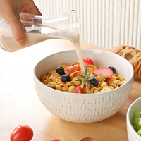 Prix usine ensemble de 4 bols de nouilles à salade de céréales en céramique blanche pour soupières en grès en relief de cuisine pour cadeaux