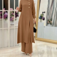 Set Abaya Gaya Dubai yang Elegan, Tunik Lengan Panjang Berkancing dengan Belahan dan Celana Panjang Lebar yang Serasi, Pakaian Islami Longgar dan Sopan