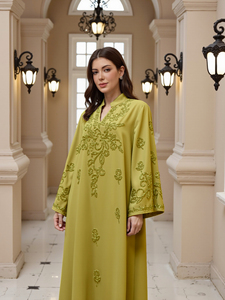Vestido Abaya Musulmán Elegante con Bordado Nuevo de Alta Calidad al por Mayor 2026, Ideal para Mujeres de Oriente Medio en Dubái - Product Image 3