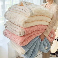 Couverture double face en peluche épaisse pour lit couvertures tricotées écologiques à motif de coeur pour l'hiver