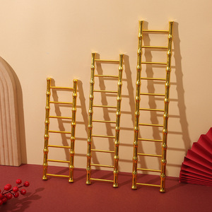 Juego de escaleras decorativas Magpie, adorno de plástico para decoración del hogar, regalo del Festival Qixi - Product Image 1