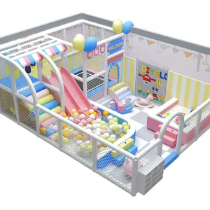 어린이 학교 유치원 놀이터 장비 실내 어린이 놀이터 하우스 아기를위한 트램폴린 및 볼 풀 장착
