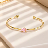 Bracelet jonc ouvert minimaliste avec extrémités à billes, zircon multicolore, bracelet délicat empilable en acier inoxydable, bijoux de tous les jours