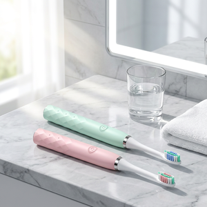 แปรงสีฟันไฟฟ้าโซนิค สีชมพูมิ้นท์ ขนแปรงนุ่ม กันน้ำ IPX7 ชาร์จไฟได้ ชาร์จแบบ Type C สำหรับผู้ใหญ่ - Product Image 3
