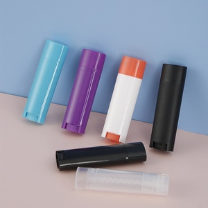 Tube de <span class=keywords><strong>baume</strong></span> à lèvres plat multicolore DIY 4,5g, emballage vide en plastique pour rouge à lèvres/cire à lèvres, capacité 5ml avec bouchon à vis et sérigraphie - Product Image 1
