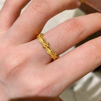 Bague Vintage Large à Double Rangée de Diamants Style Palais Exquis