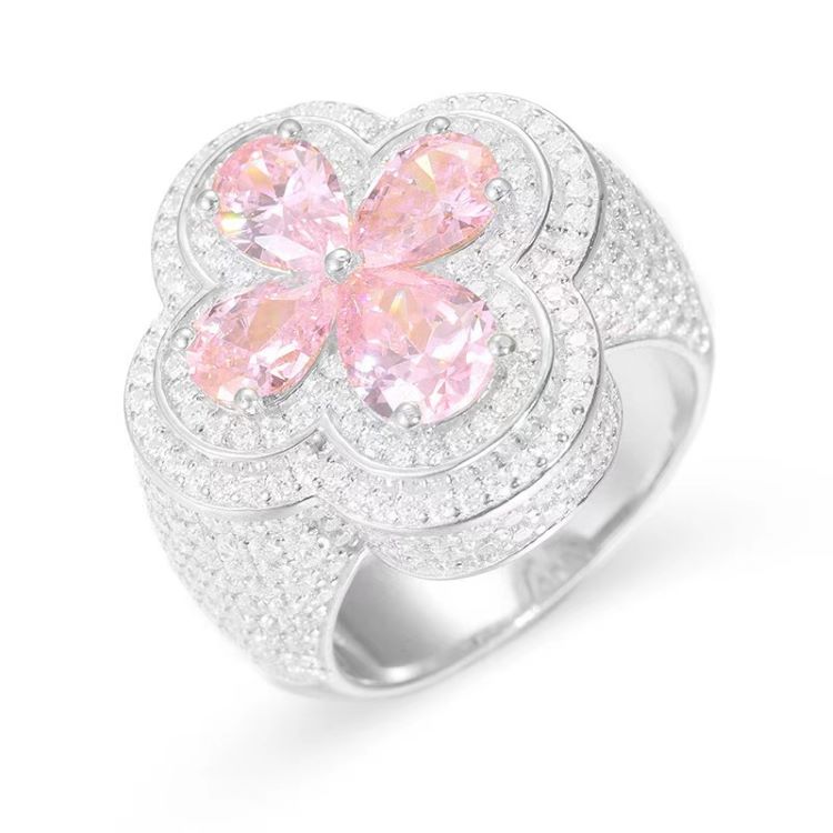 Bague trèfle moissanite rose