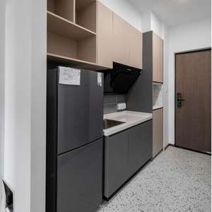 Juego de Dormitorio Neo Luxe de Estilo Moderno y Aerodinámico para Habitaciones Premium de Hotel - Product Image 3