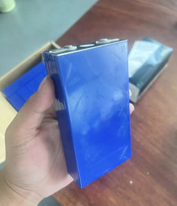 Перезаряжаемые призматические аккумуляторные батареи <span class=keywords><strong>Lifepo4</strong></span> 3,2 в 20 Ач 22 Ач - Product Image 2