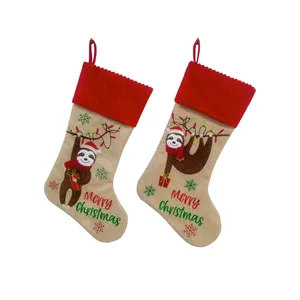 Boutique - Chaussettes de Noël personnalisées en lin brodé de 18 pouces avec motif Père Noël paresseux pour la décoration familiale des fêtes - Product Image 1