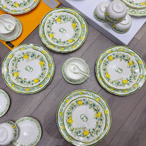 Service de table en céramique classique en porcelaine avec motif citron prêt à être expédié, vaisselle pour usage personnel - Product Image 3