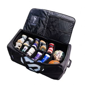 Muestras gratis de bolsas de viaje fabricadas por Source Factory incluyen bolsas de lujo para ropa y zapatillas, y bolsas impermeables para hombres. - Product Image 3