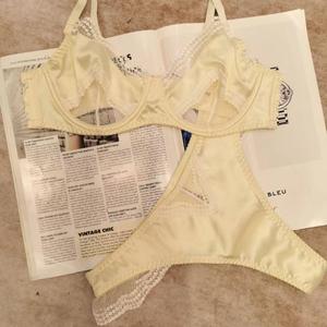 Lingerie Sexy da Donna alla Moda, Design in Pizzo, Reggiseno Push-up e Set Intimo - Product Image 3