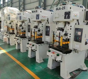 Máquinas automáticas de punzonado neumático <span class=keywords><strong>CNC</strong></span> para metal, acero y aluminio con motor como componente central - Product Image 6