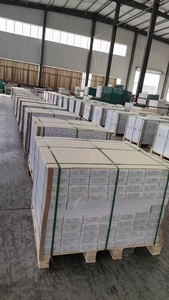 Plancher en vinyle SPC de qualité stable, résistant à l'eau et aux rayures, idéal pour les hôtels et les bureaux - Product Image 6