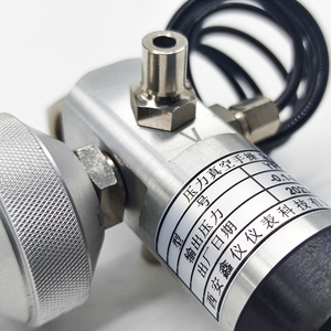 Bomba Manual Portátil para Calibración de Manómetros, Bomba de Vacío Neumática de Mano - Product Image 3