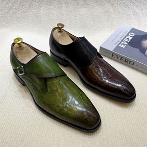 รองเท้าหนังผู้ชายทรงหัวแหลมแฟชั่นธุรกิจปี 2025 หนังวัว กันลื่น ระบายอากาศได้ดี กันน้ำ รองเท้าลำลองสำหรับฤดูใบไม้ร่วง สีเขียว - Product Image 2