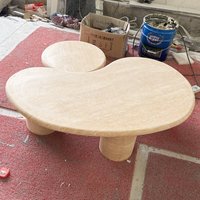 Ensemble de tables basses de luxe en travertin naturel, tables gigognes en pierre beige en forme de rein pour salon moderne et décoration intérieure