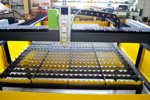 Largeur d'actionneur de tête <span class=keywords><strong>laser</strong></span> (136) 200/400/750W avec course différente - Product Image 4