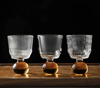 Verre à liqueur au design unique, rétro, violet, en verre soufflé au sodium et au calcium, haute esthétique, créatif, pour vin de fruits légèrement alcoolisé