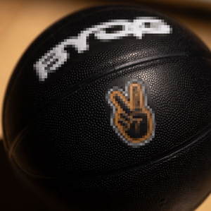 <span class=keywords><strong>Pallone</strong></span> <span class=keywords><strong>da</strong></span> <span class=keywords><strong>Basket</strong></span> Mini Pesante <span class=keywords><strong>da</strong></span> 3 libbre/1,5 libbre/1,5 kg/1,3 kg/1,0 kg per Uso Interno/Esterno - Palla Pesante per Allenamento che Migliora le Abilità di Manipolazione - Product Image 2
