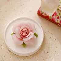 Produits uniques et personnalisés pour la maison Parfum d'huiles essentielles d'aromathérapie de fleur en céramique de luxe Diffuseur et recharge de liquide sans feu
