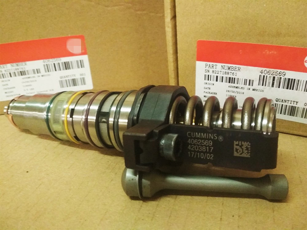 high quality common rail injector 4062569 injector for cummins QSX15 ISX15 diesel fuel injector nozzle 4062569 4010346 4062569NX