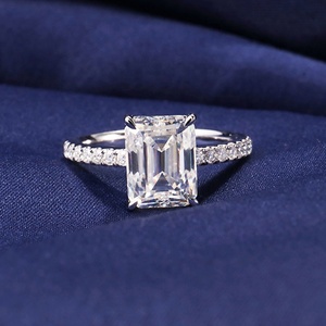 Anillo de Compromiso y Boda de <span class=keywords><strong>Oro</strong></span> <span class=keywords><strong>Blanco</strong></span> de 10k, <span class=keywords><strong>14k</strong></span>, 18k con Diamante Cultivado en Laboratorio de Corte Esmeralda de 1ct, 2ct para Mujer, <span class=keywords><strong>Precio</strong></span> al por Mayor - Product Image 3