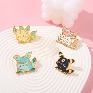 New Arrival Lacquerware Brooches for Women Refrigerator Ornament and Decoration