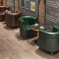 Usine directe bar européen de style rétro cabine en bois massif table basse et ensemble de chaises meubles de restaurant commercial