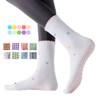 Chaussettes de yoga et de Pilates pour jeunes, entièrement personnalisables, en coton, avec grip antidérapant, à volants et pois, semelle coussinée et emballage écologique