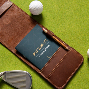 Porta Scorecard da <span class=keywords><strong>Golf</strong></span> in Pelle con Custodia per Penna, Astuccio Portatile in Vera Pelle per Libretto Punteggio, Regalo per Giocatori <span class=keywords><strong>di</strong></span> <span class=keywords><strong>Golf</strong></span> - Product Image 1