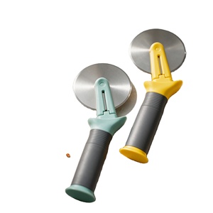 Rouleau à découper pliable en acier inoxydable avec poignée verticale, antidérapant, durable, avec gaine et roues, résistant au four, pour pizza - Product Image 1