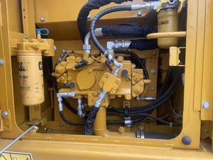รถขุดมือสอง 15 ตัน ราคาถูก รถขุดใช้แล้ว CAT 315D Caterpillar 315D 315D2 เครื่องขุดดิน CAT320 CAT323 พร้อมหัวเจาะ - Product Image 5