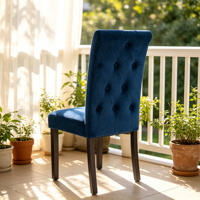 Chaise de salle à manger en velours tufté bleu marine, design boutonné en losange, pieds en bois massif, durable, moderne, pour usage commercial et hôtelier, certifiée BSCI