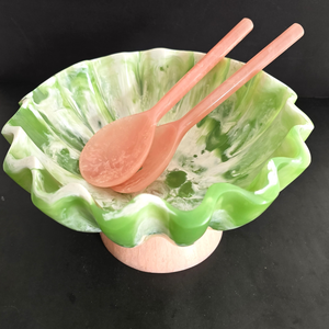 Moderna y Lujosa Ensaladera de Resina Fundida a Mano con Elegantes Patas Naranjas, Tazón para Servir de Epoxi Marmoleado con Acabado Pulido para Hoteles y Restaurantes - Product Image 5