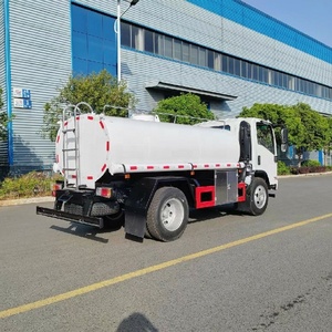 Camion-citerne Isuzu du Japon pour le transport d'<span class=keywords><strong>eau</strong></span> <span class=keywords><strong>potable</strong></span>, 5-8m³ – Camion-citerne arroseuse pour les rues - Product Image 4