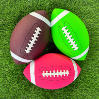 Ballon de football et de rugby en PU 2026, design réfléchissant, haute qualité, prix bas, bonne adhérence, personnalisable avec logo, idéal pour les matchs, vente chaude