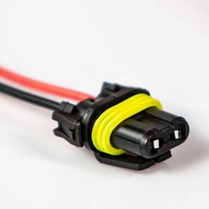 Fabrika sıcak satış motosiklet 9005 araba halojen ampul soket plastik adaptörü 12v Led ampul soket en kaliteli - Product Image 3