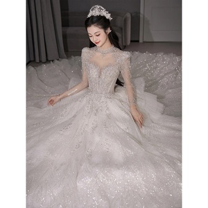 Robe de mariée principale, nouveau modèle, manches longues, vintage, haut de gamme, en dentelle française raffinée, style robe de bal moderne, traîne balayante, fleurs - Product Image 3