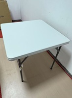 Günstiger Direktvertrieb Moderner Outdoor-Esstisch 86cm Klappbarer Quadratischer Plastiktisch Leicht zu Reinigen Tragbar Robust Picknick-Tisch Weiß HDPE