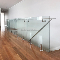 Système de balustrade en verre sans cadre Reilbu, poteau en verre en acier inoxydable noir brossé carré pour balcon, escalier, villa, hôtel