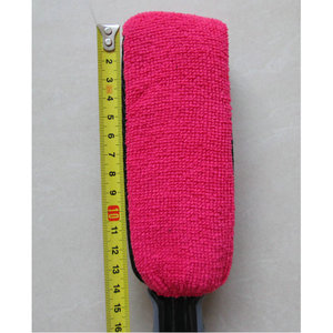 Microfiber Long Handled Tire <b>Brush</b> 27Cm <b>For</b> Car <b>Cleaning</b> Wheel <b>Brush</b> With Red Black Cloth Cover - Product Image 3