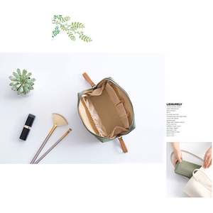 Sac de rangement cosmétique de voyage miniature personnalisé, sac organisateur simple pour rouge à lèvres portable, sac de maquillage personnalisé avec logo, petit sac imperméable pas cher - Product Image 5